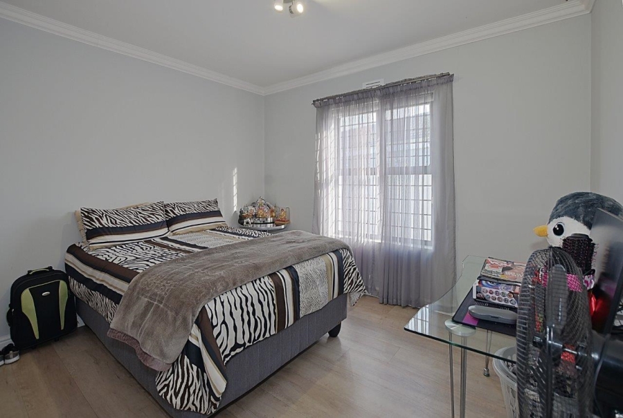 3 Bedroom Property for Sale in Sunningdale Western Cape